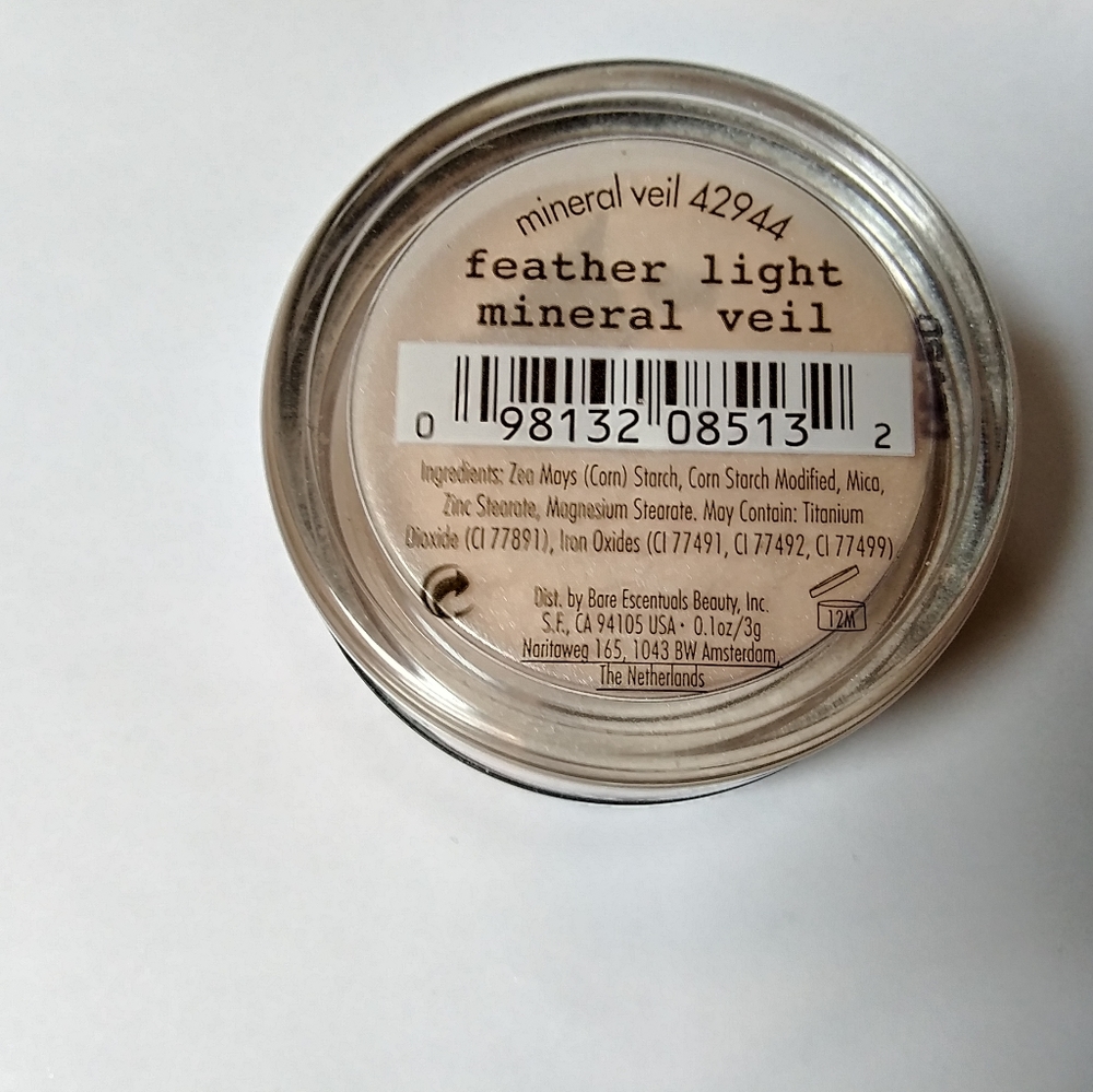 bareMinerals Feather Light Mineral Veil